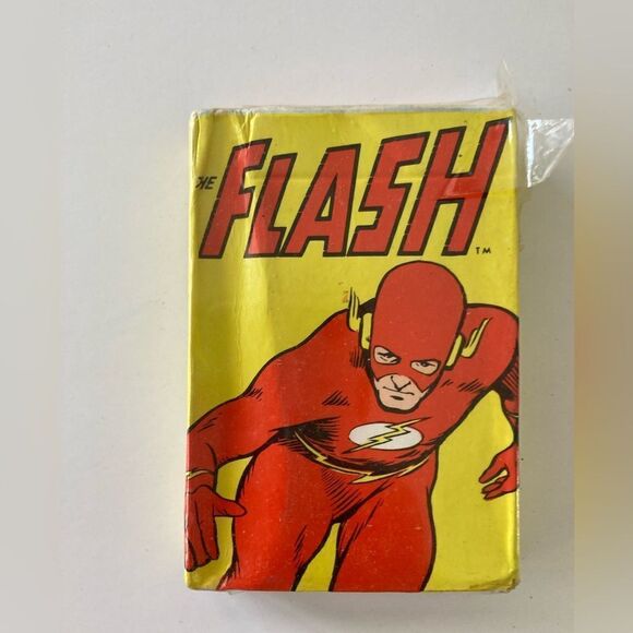 Vintage 1977 Flash Card Game Super Hero - Picture 1 of 3
